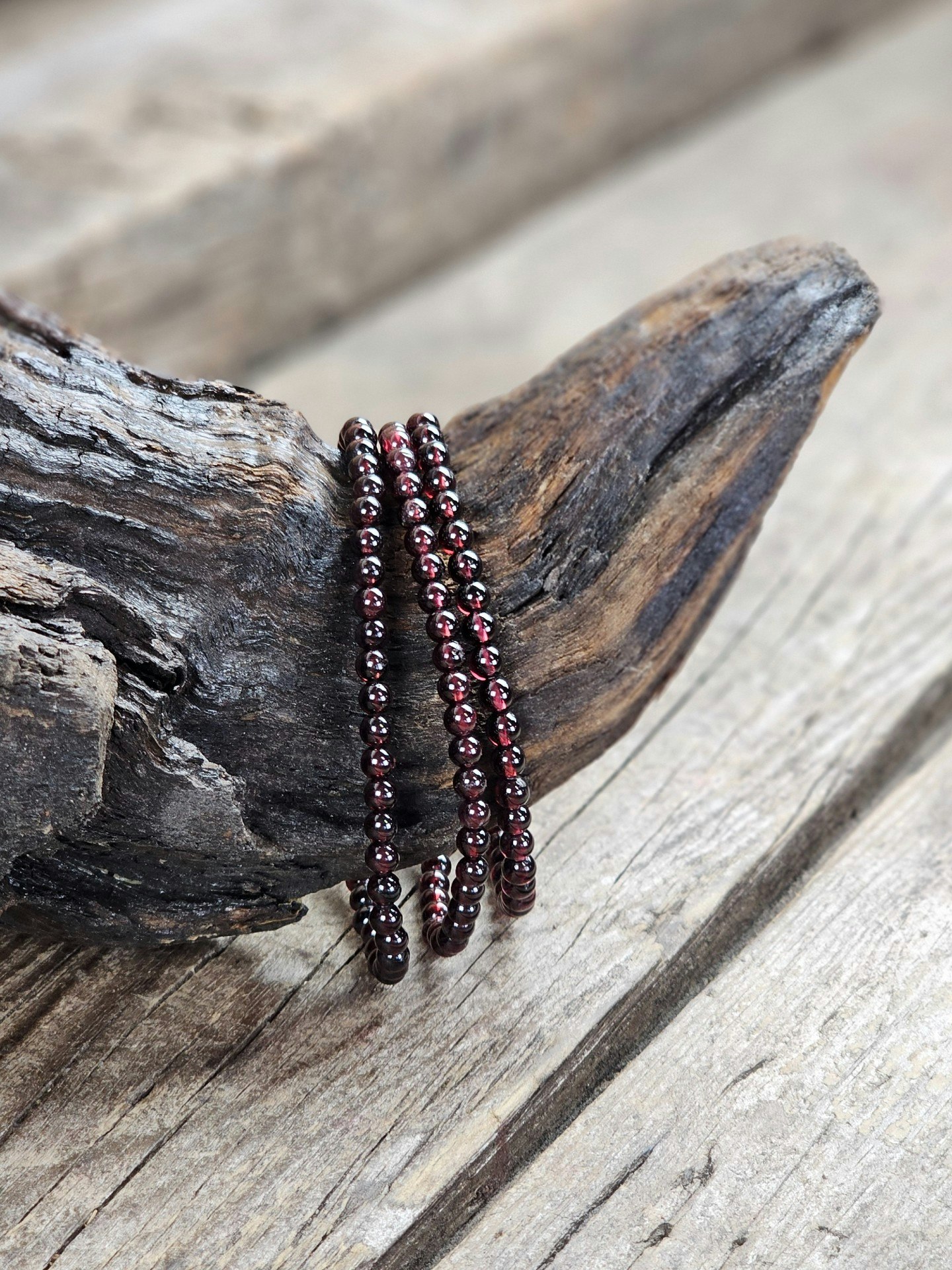 Granat, armband 4mm runda pärlor