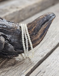 Guldrutilkvarts, armband 4mm runda pärlor