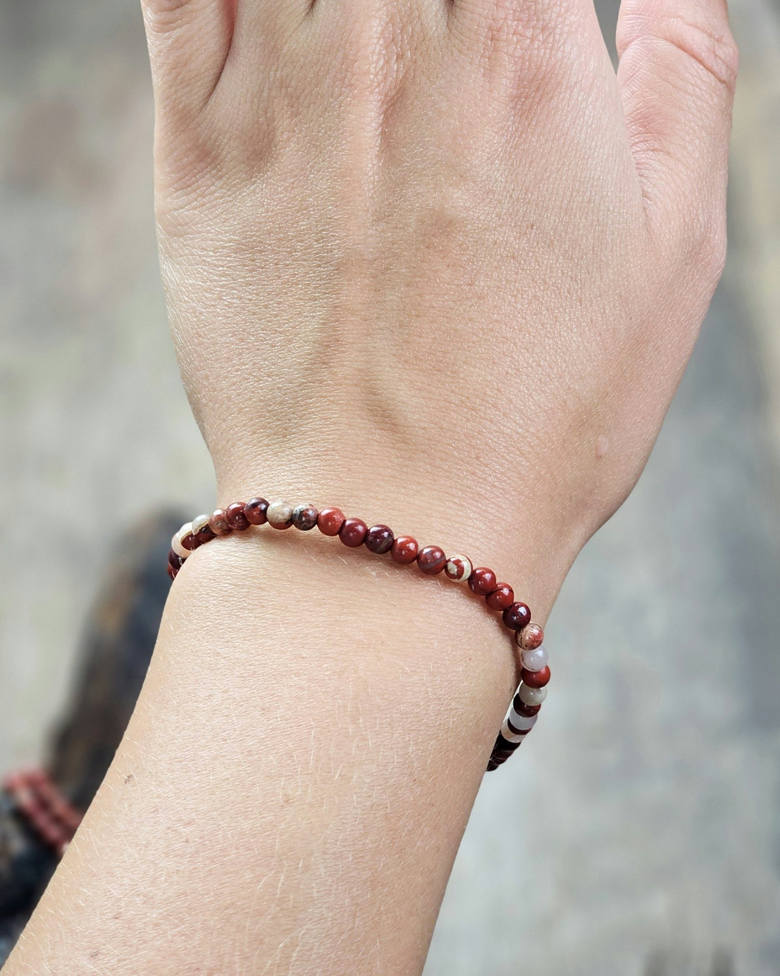 Brecci Jaspis, armband 4mm runda pärlor