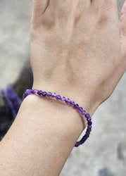 Ametist, armband 4mm facetterade pärlor