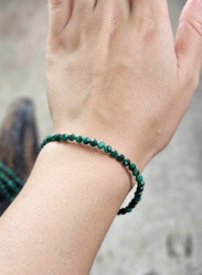 Malakit, armband 4mm facetterade pärlor