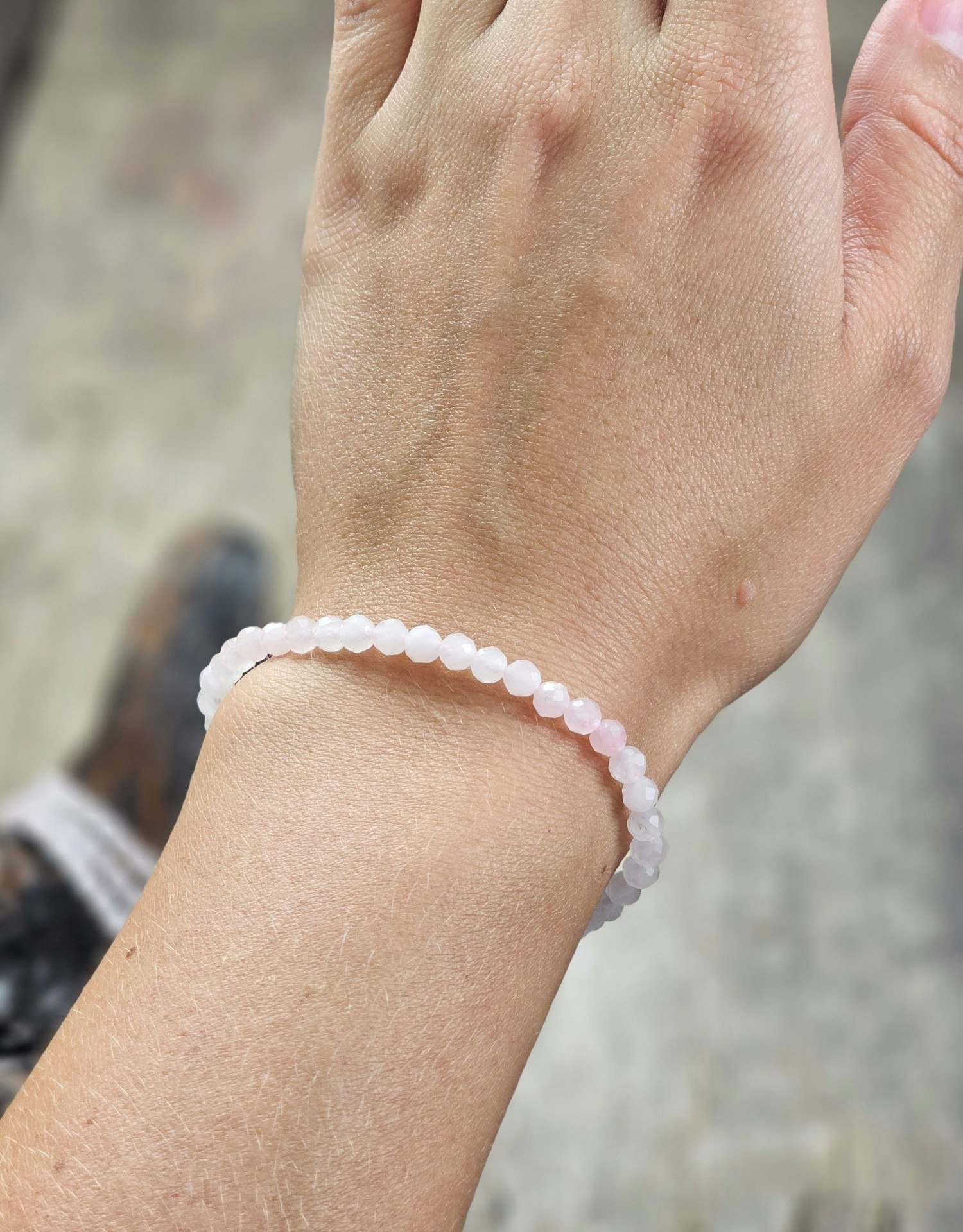 Rosenkvarts, armband 4mm facetterade pärlor