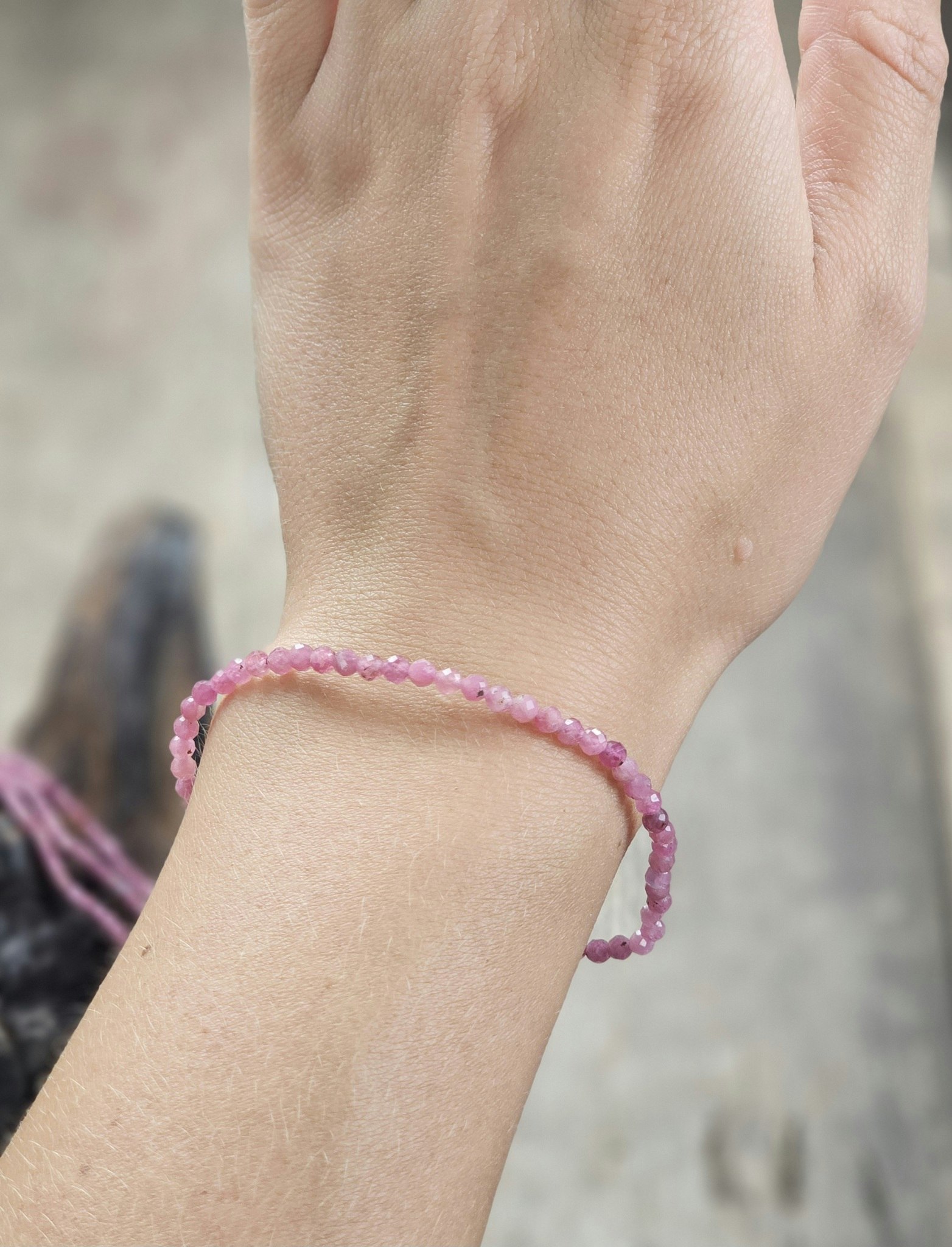 Rosa Turmalin, armband 4mm facetterade pärlor