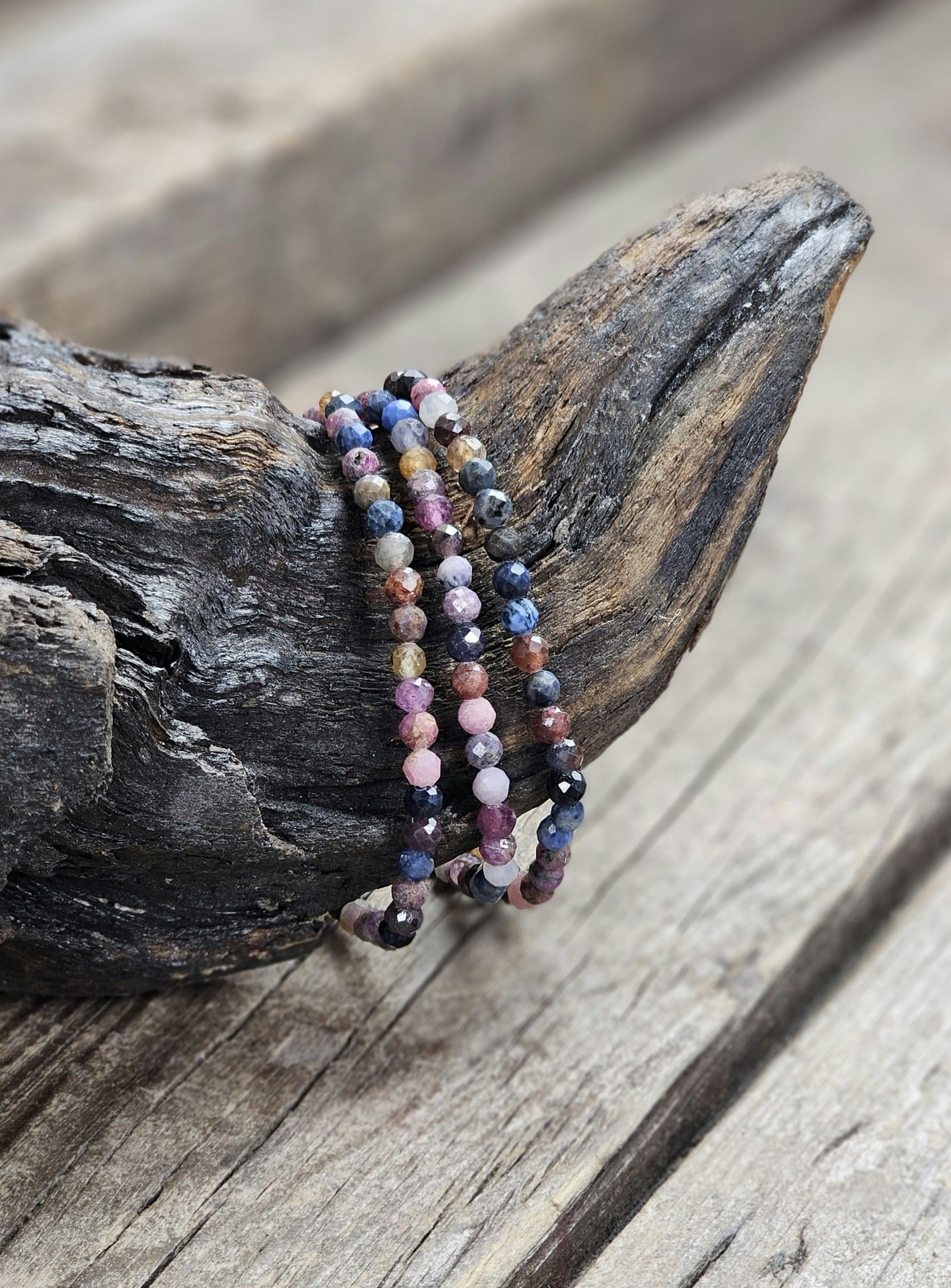 Rubin & Safir mix, armband 4mm facetterade pärlor