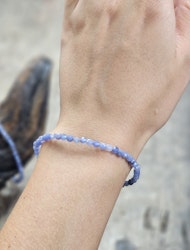 Tanzanit, armband 4mm facetterade pärlor