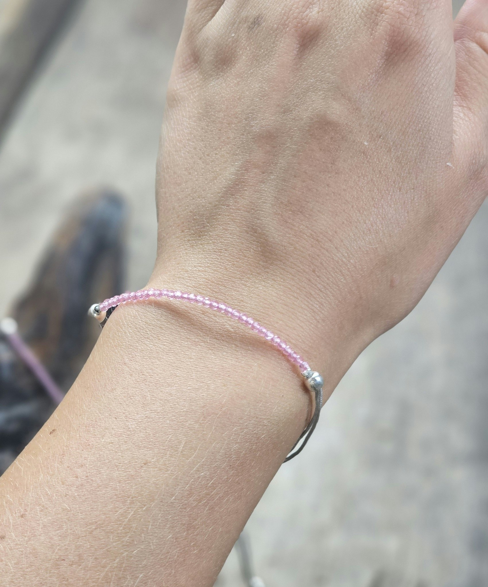 Rosa Topas, armband 3mm facetterade pärlor macramé