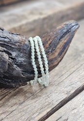Prehnit, armband 4mm runda pärlor