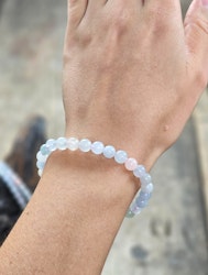 Morganit (Beryll mix), armband 6mm runda pärlor