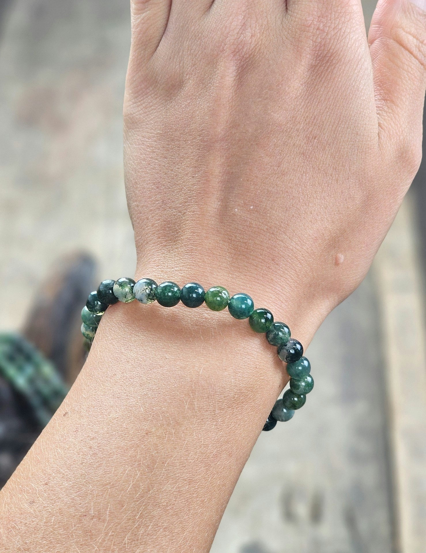 Mossagat, armband 6mm runda pärlor