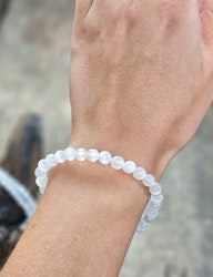Selenit, armband 6mm runda pärlor