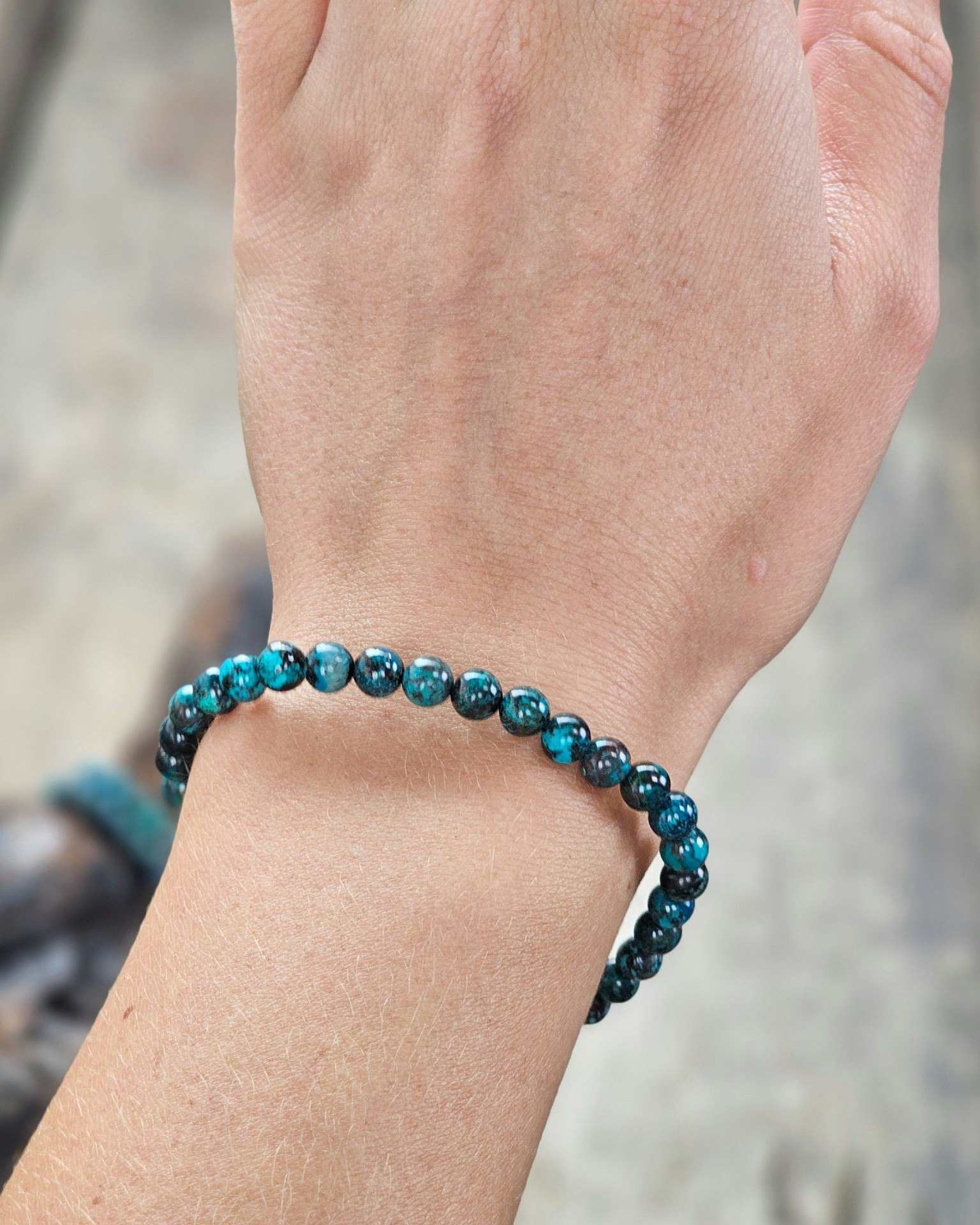 Krysokolla extra, armband 5-6mm runda pärlor
