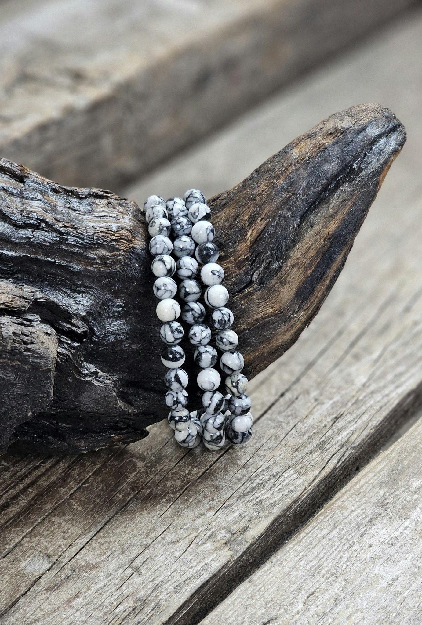 Pinolith, armband 6mm runda pärlor