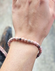 Rodokrosit, armband 5-6mm runda pärlor