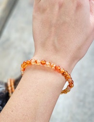 Karneol, armband 6mm runda pärlor