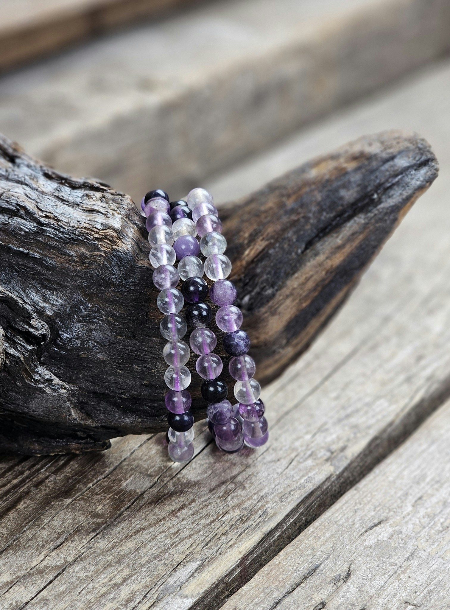 Lila Fluorit, armband 6mm runda pärlor