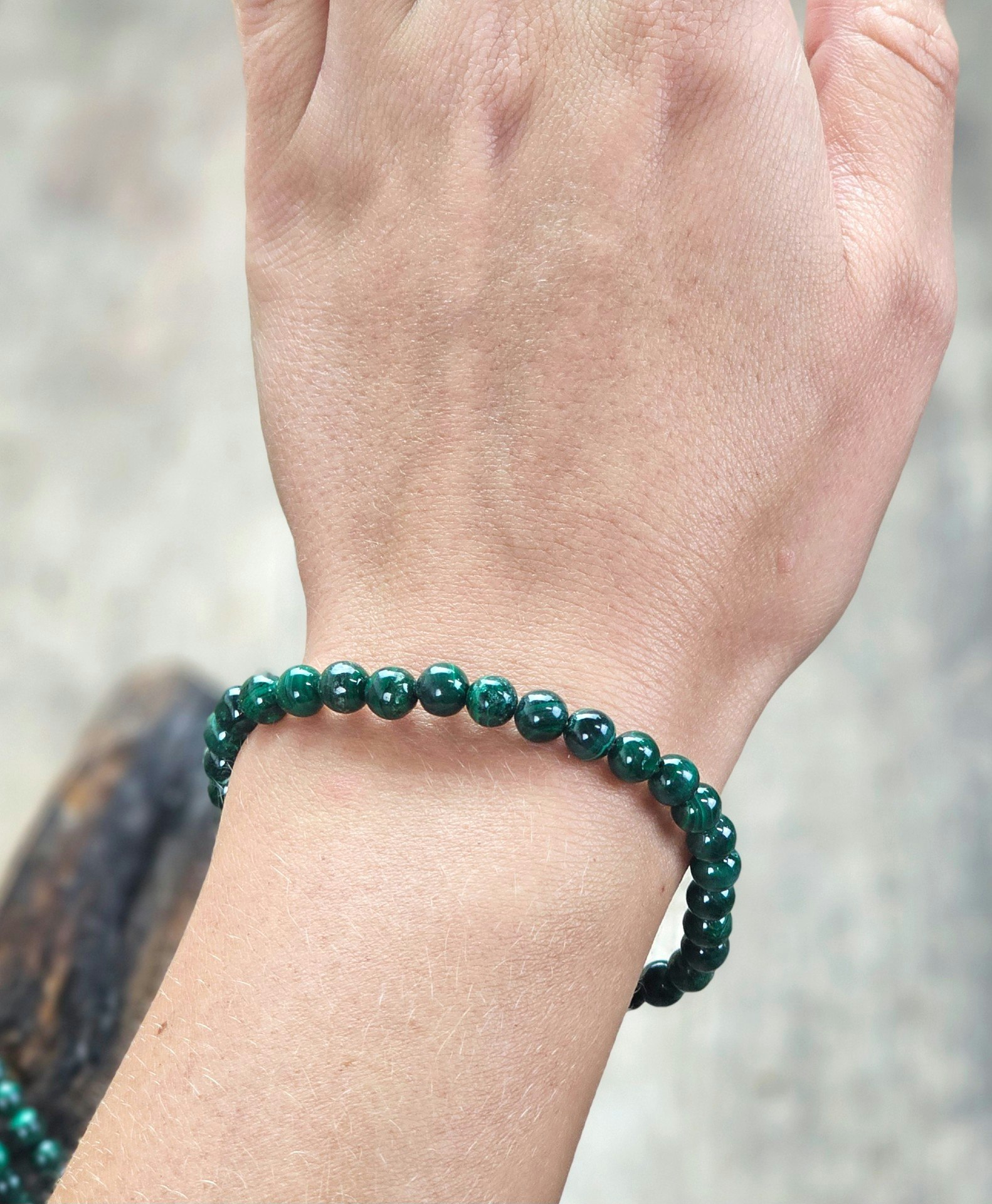 Malakit, armband 6mm runda pärlor
