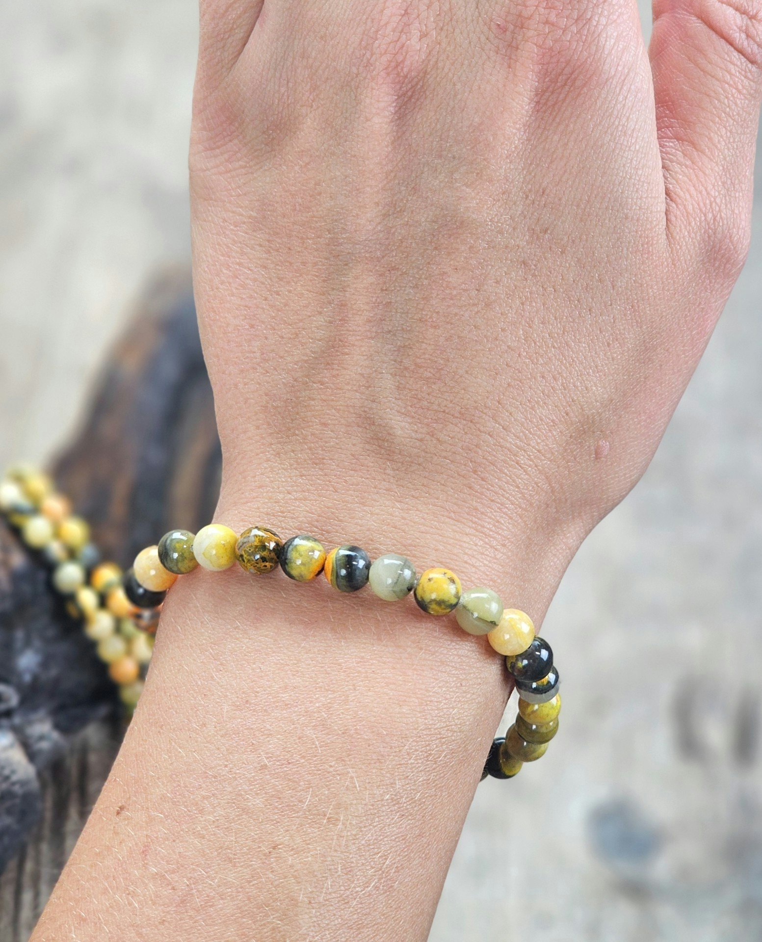 Bumble Bee Jaspis, armband 6mm runda pärlor