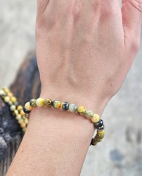 Bumble Bee Jaspis, armband 6mm runda pärlor