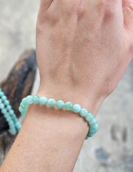 Smaragd, armband 6mm runda pärlor