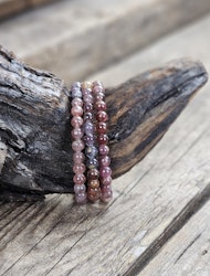 Röd Spinell mix, armband 6mm runda pärlor