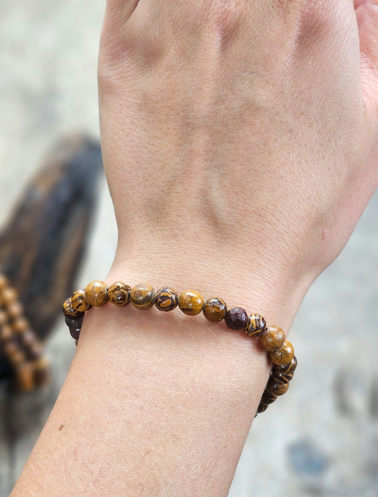 Ormskinns Jaspis, armband 6mm runda pärlor