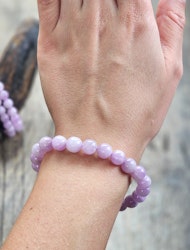 Kunzit extra, armband 8mm runda pärlor