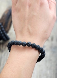 Lavasten, armband 8mm runda pärlor