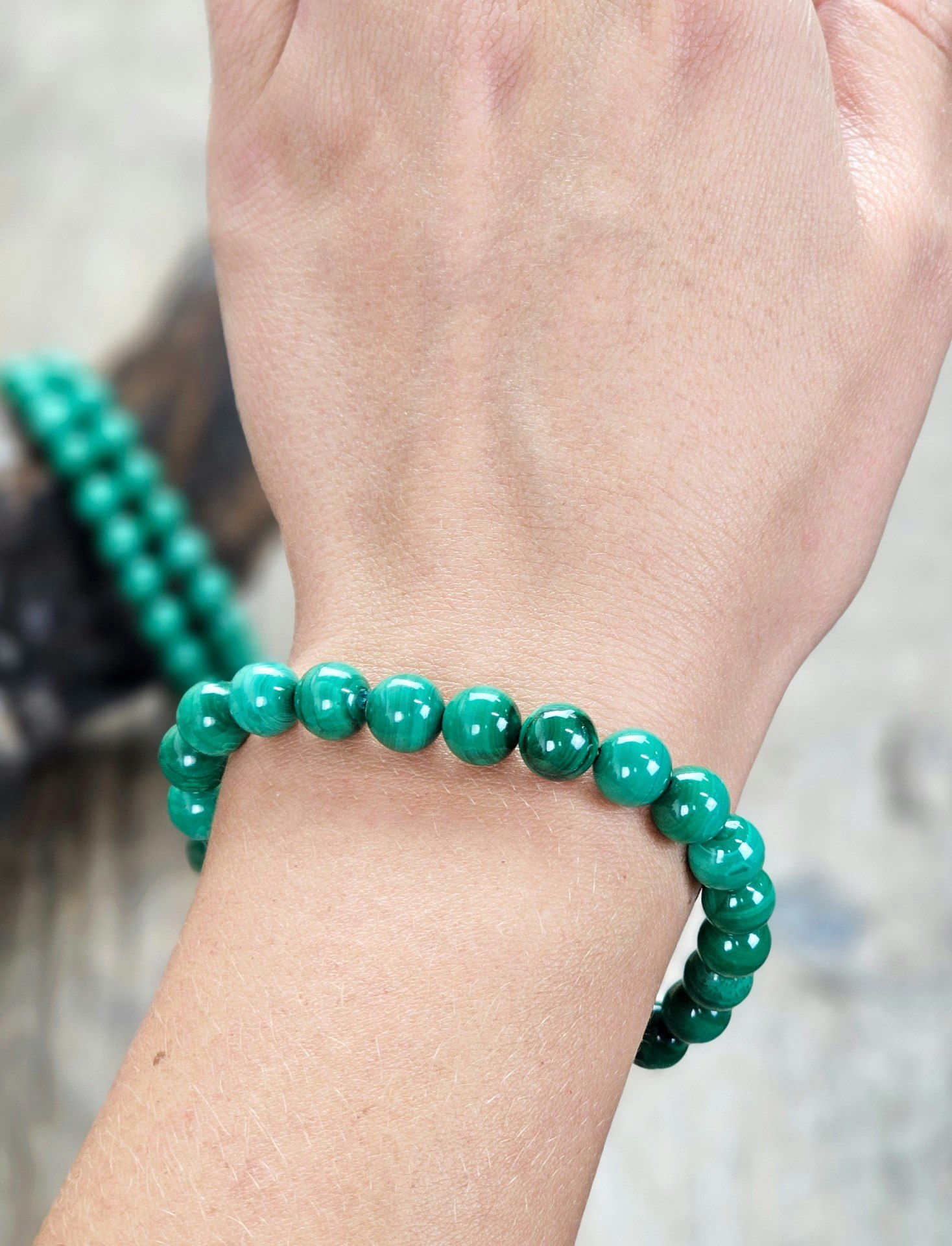 Malakit ljus, armband 8mm runda pärlor