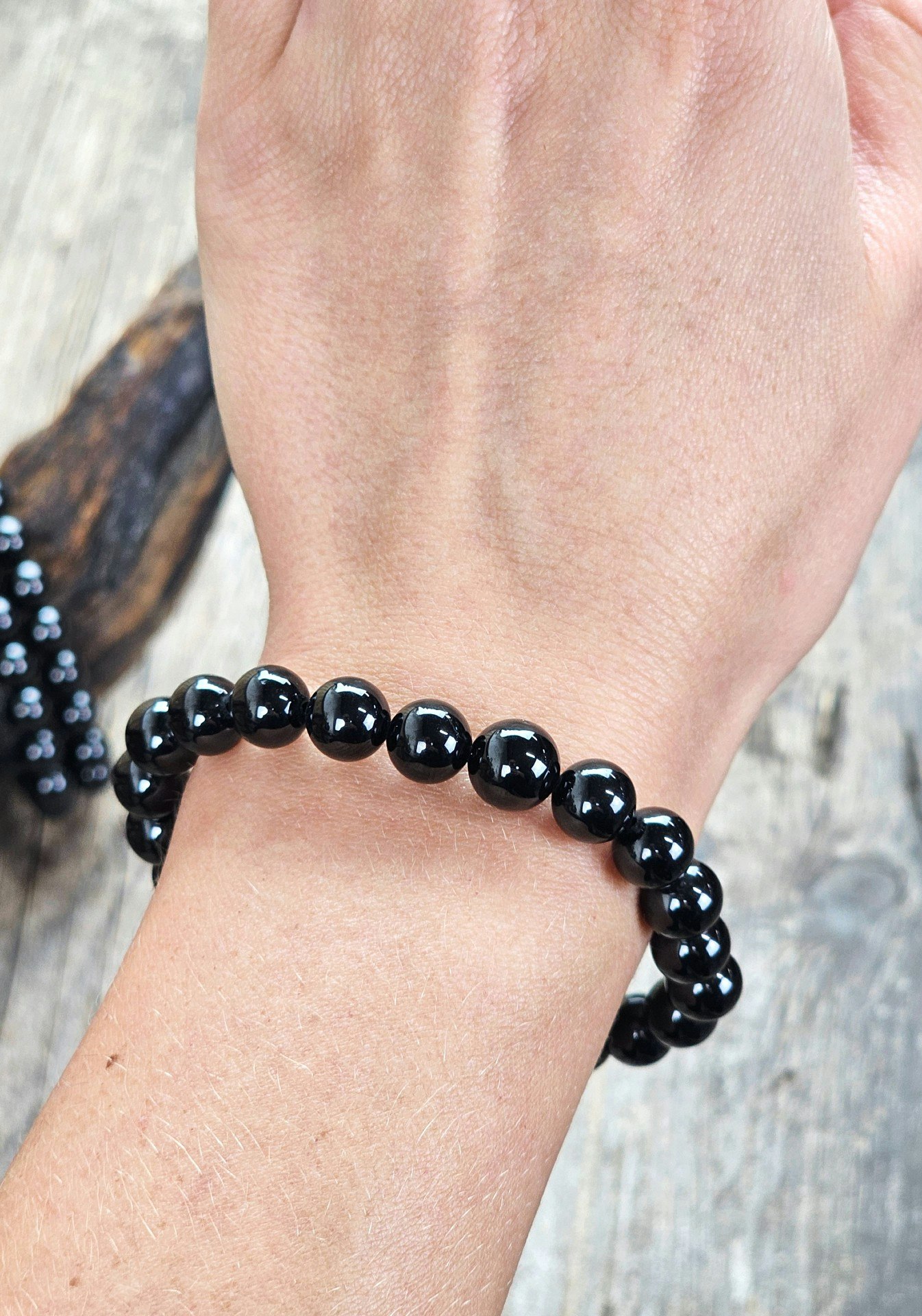 Svart Spinell, armband 8mm runda pärlor