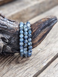 Kyanit, armband 7,5-8mm runda pärlor