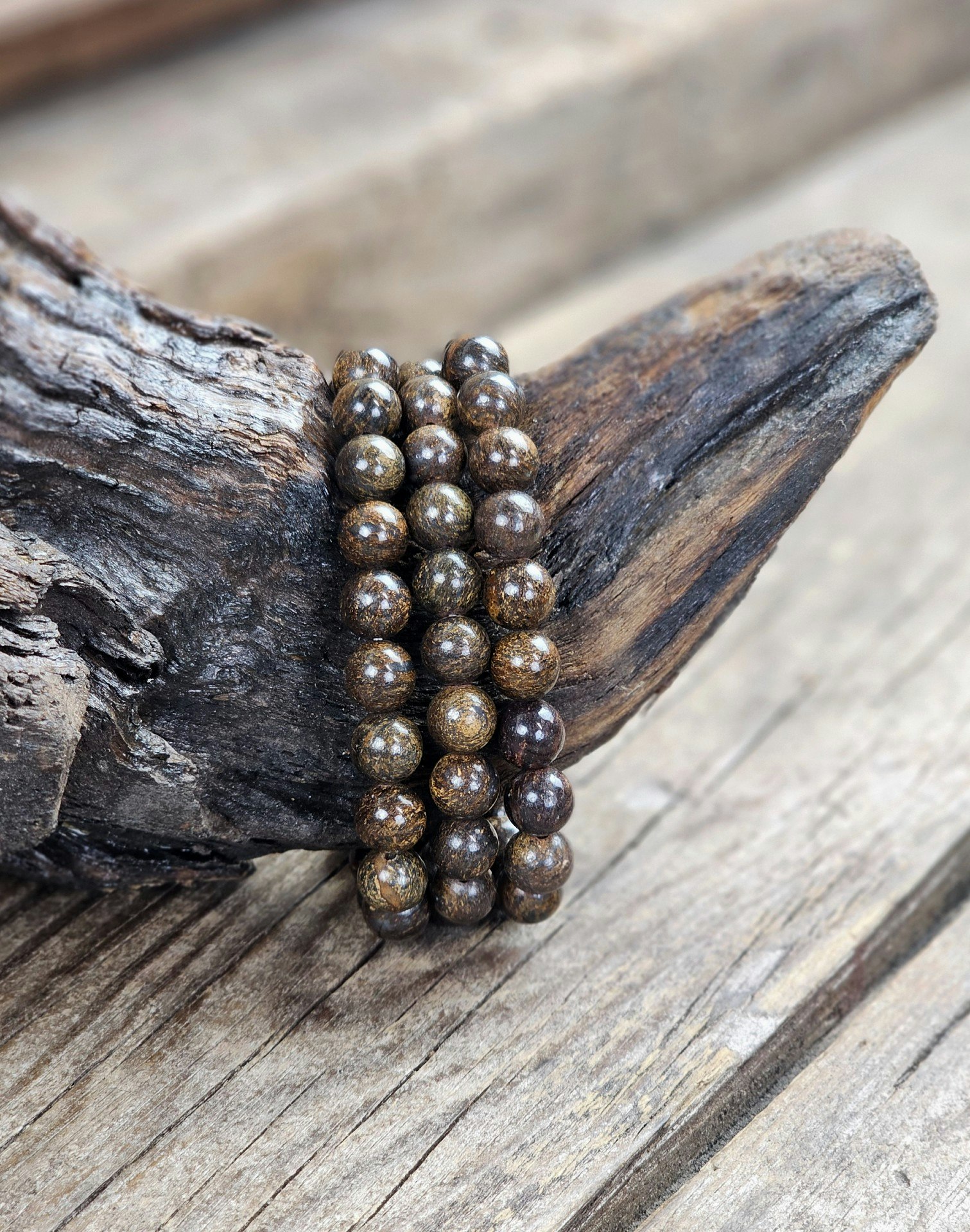 Bronzit, armband 8mm runda pärlor