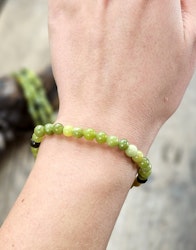 Nefrit Jade extra, armband 6mm runda pärlor