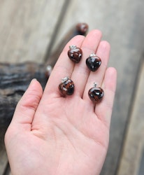 Mahogny Obsidian hjärta, silverpläterat hänge