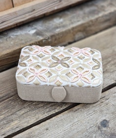 Broderad ask för smycken, kristaller och tarotkort, Flower Of Life