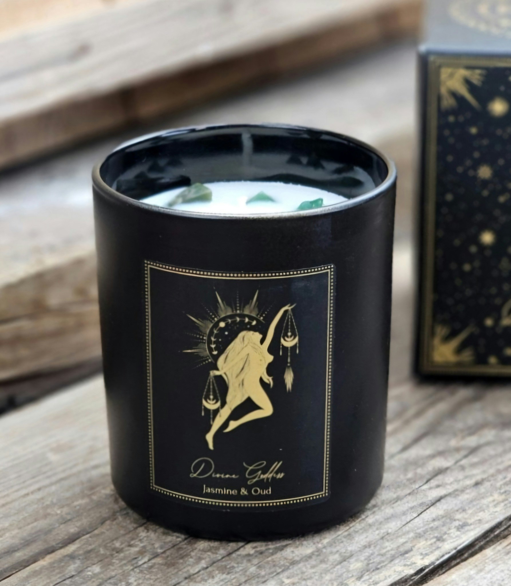 PureWorks - Divine Goddess - Jasmine & Oud, doftljus för manifestation med New Jade 50h