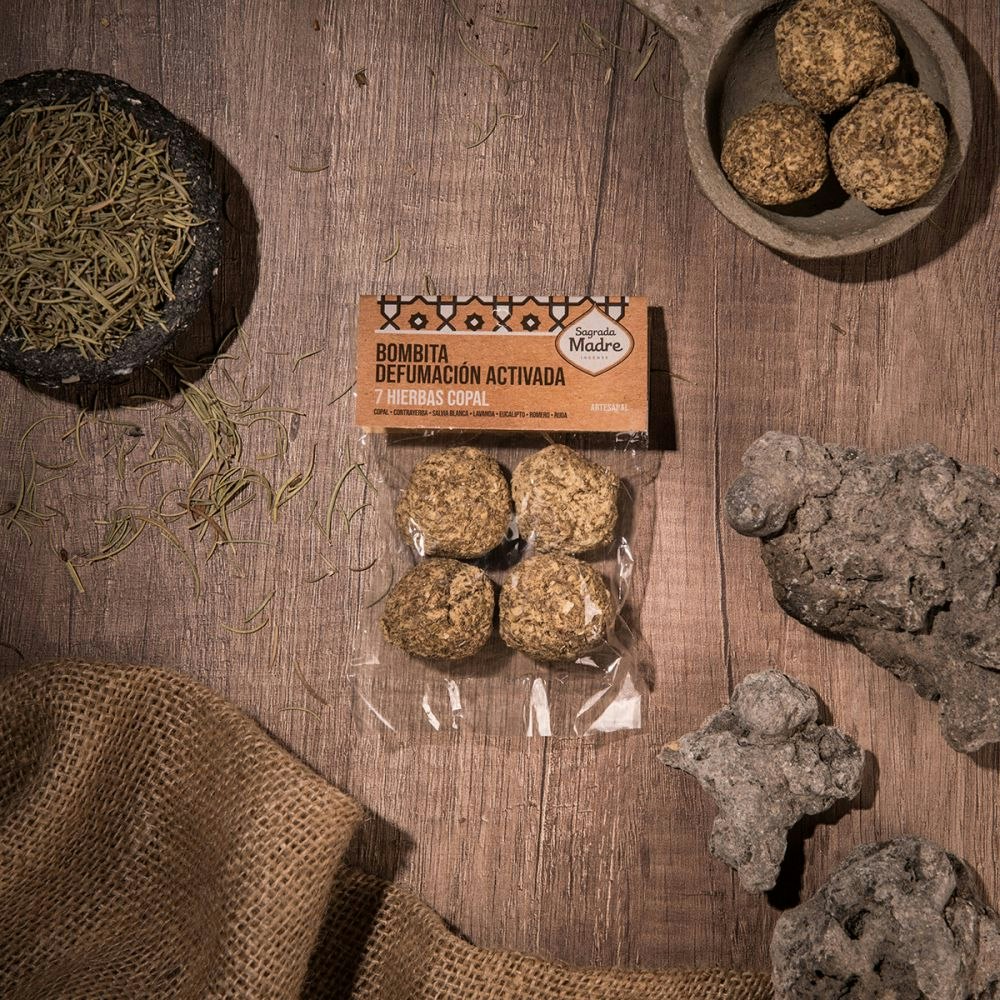 Sagrada Madre - Bombitas, 7 örter & Copal rökelsebollar 4-pack (påse)