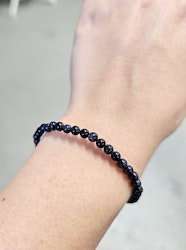 Blå Guldfluss, armband 4mm runda pärlor -30% fyndexemplar (Obs! Syntetisk!)