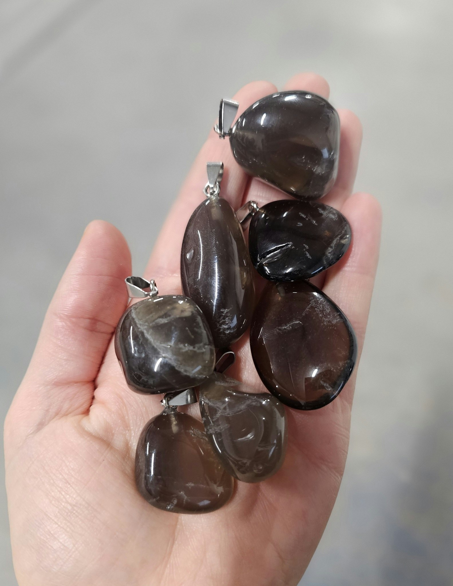 Rökkvarts trumlad, silverpläterat hänge -30% fynd stora + ev spickor!