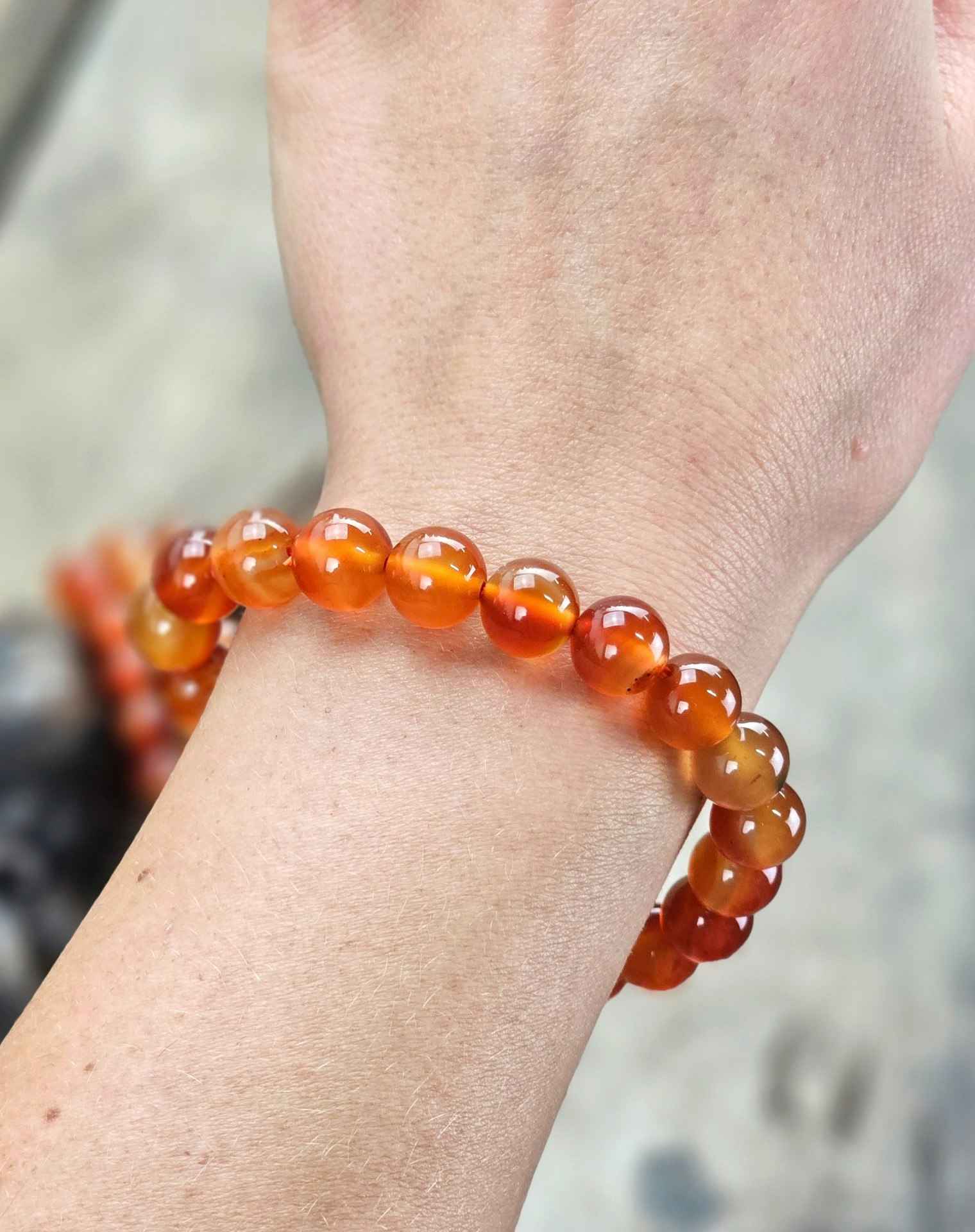 Karneol, armband 10mm runda pärlor