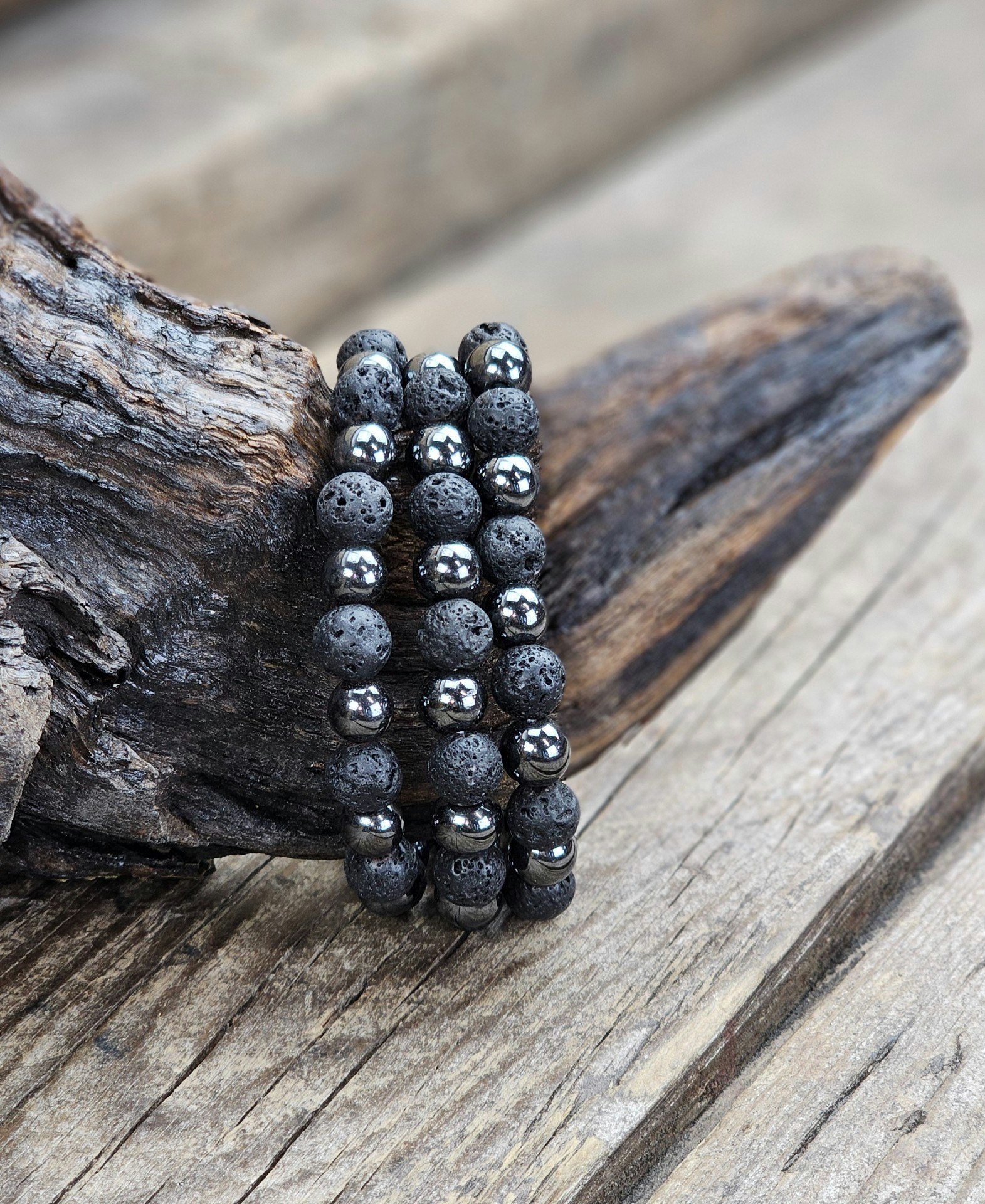 Lavasten & Hematit mix, armband 8mm runda pärlor