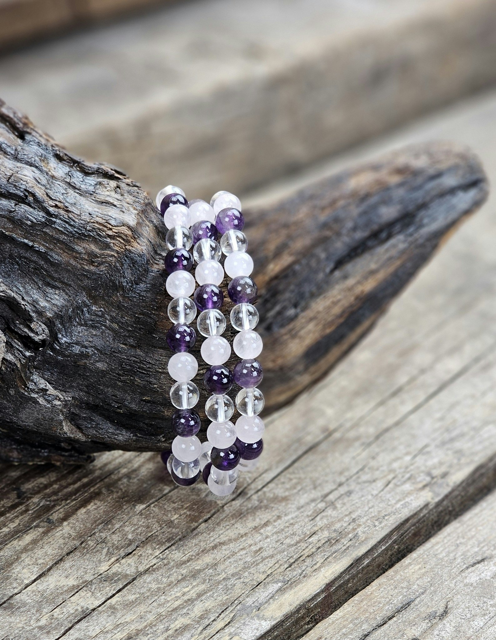 Ametist, Rosenkvarts & Bergkristall mix, armband 6mm runda pärlor