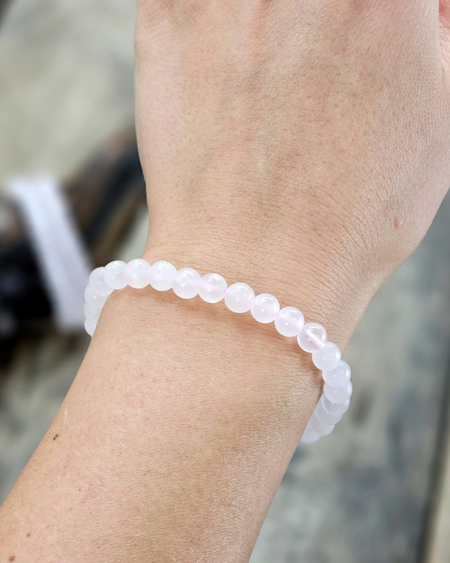 Rosa Kalcit (Manganokalcit), armband 6mm runda pärlor