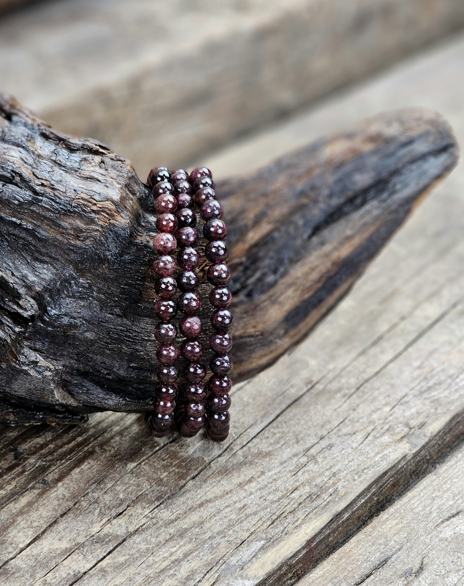 Granat, armband 6mm runda pärlor