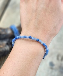 Blå Kvarts, armband 4mm runda pärlor