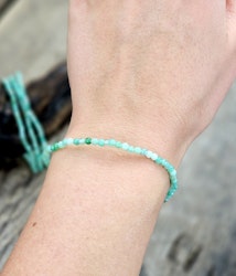 Smaragd, armband 3mm runda pärlor