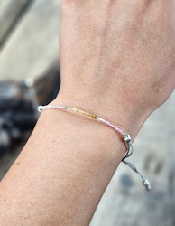 Vattenmelon Turmalin, armband 3mm facetterade pärlor macramé
