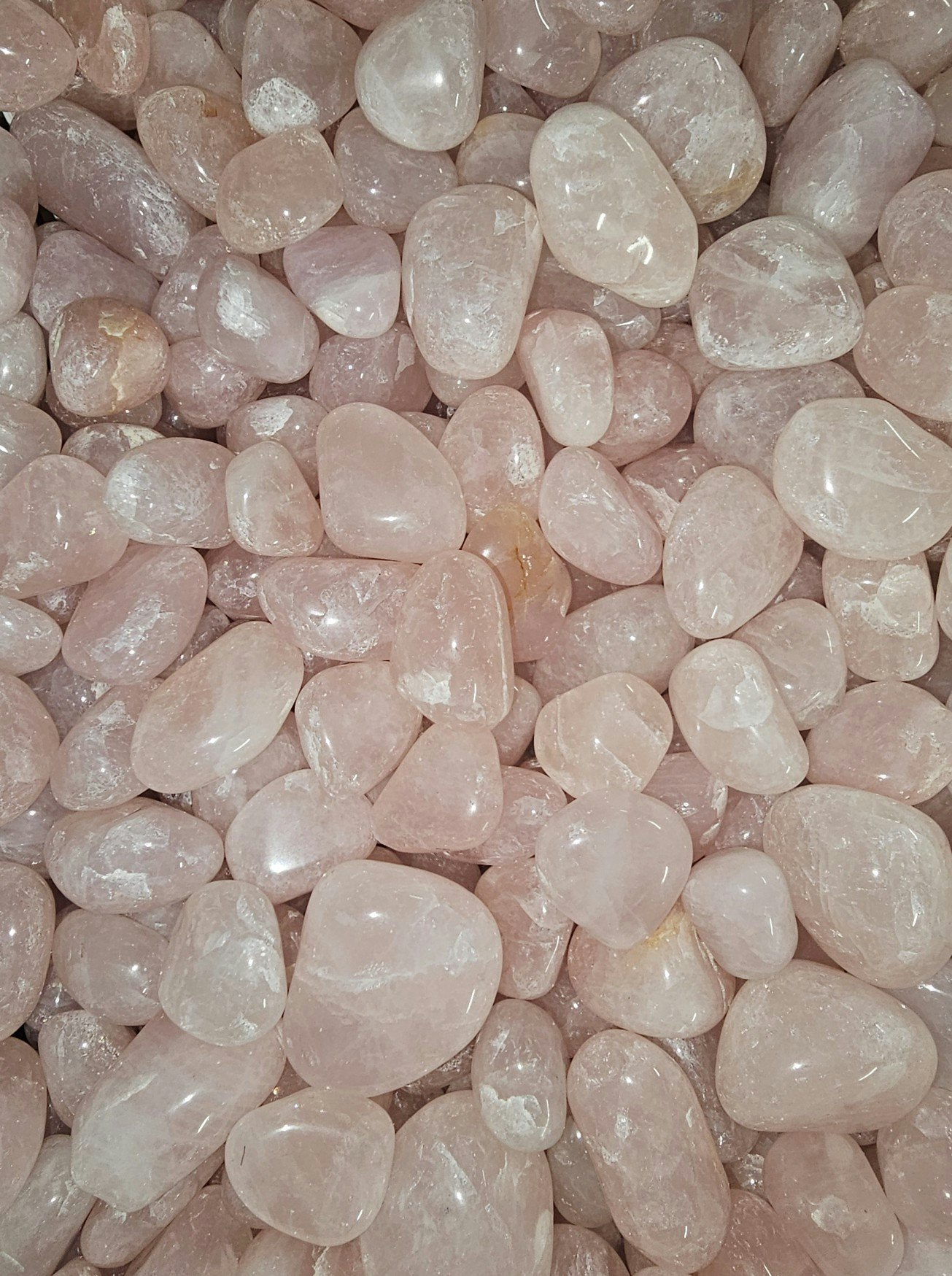 Rosenkvarts, trumlad -85% B-kvalité annan form/ev sprickor/ev repiga - B-kvalité 100-pack STORPACK