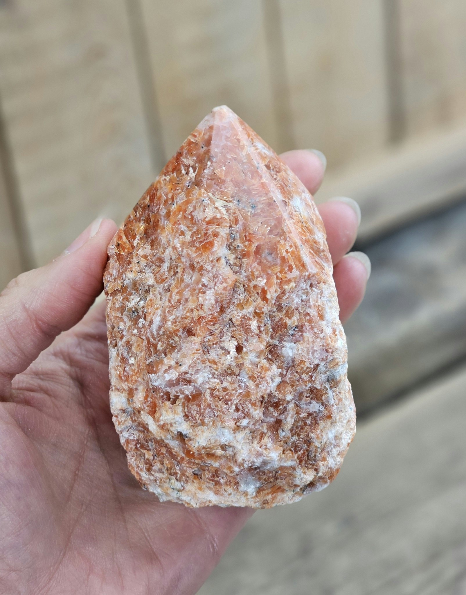 Stående spets, Orange Kalcit (Orkidé Kalcit) #8 (nagg finns)