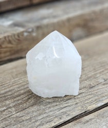 Stående spets, Bergkristall (mjölkig) #1