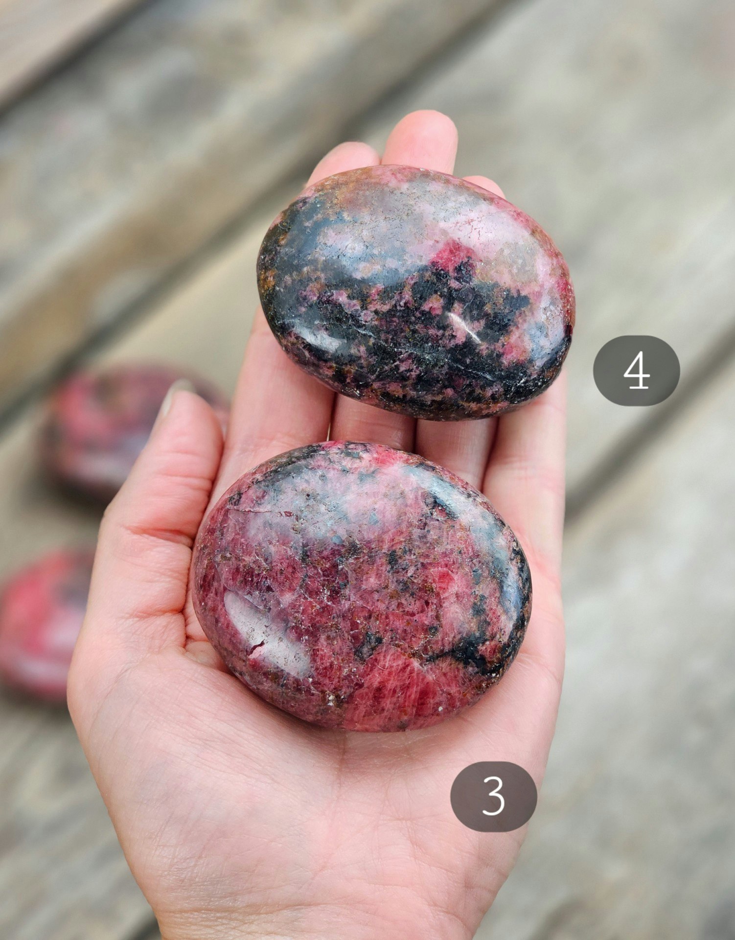 Rodonit, stor touchstone #1-4